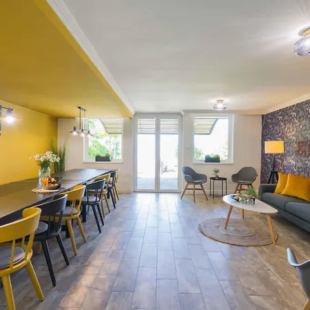 In - Balaton 20009 Nyaraló