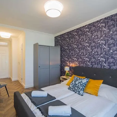 Nyaraló In - Balaton 20009 Siófok