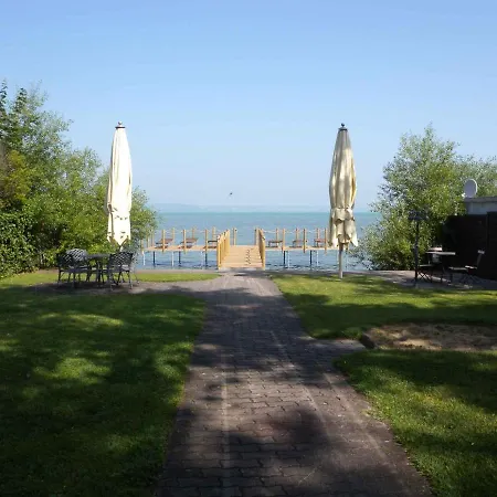 In - Balaton 20009 Nyaraló