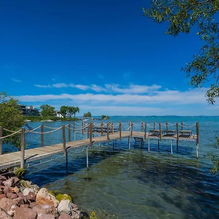 In - Balaton 20009 Nyaraló *